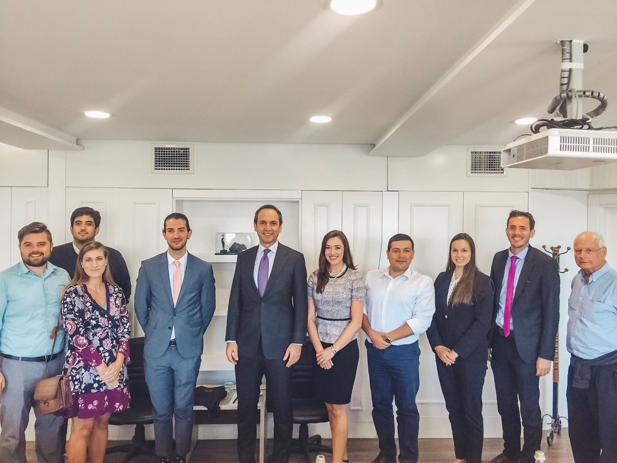 THO Non-Resident Fellows with the Deputy Minister of Energy and Natural Resources